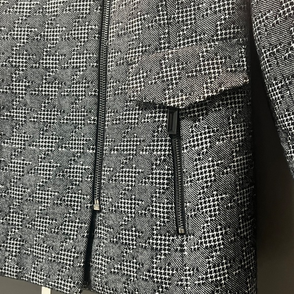 Carlisle Wool Blazer 8 - Picture 5 of 13